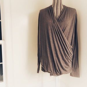 Athleta surplice top in shimmery taupe. XL.